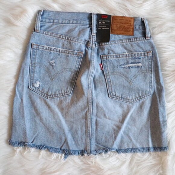 NEW Levi's Skirt High Waisted Light Wash Size 23 - Picture 5 of 7